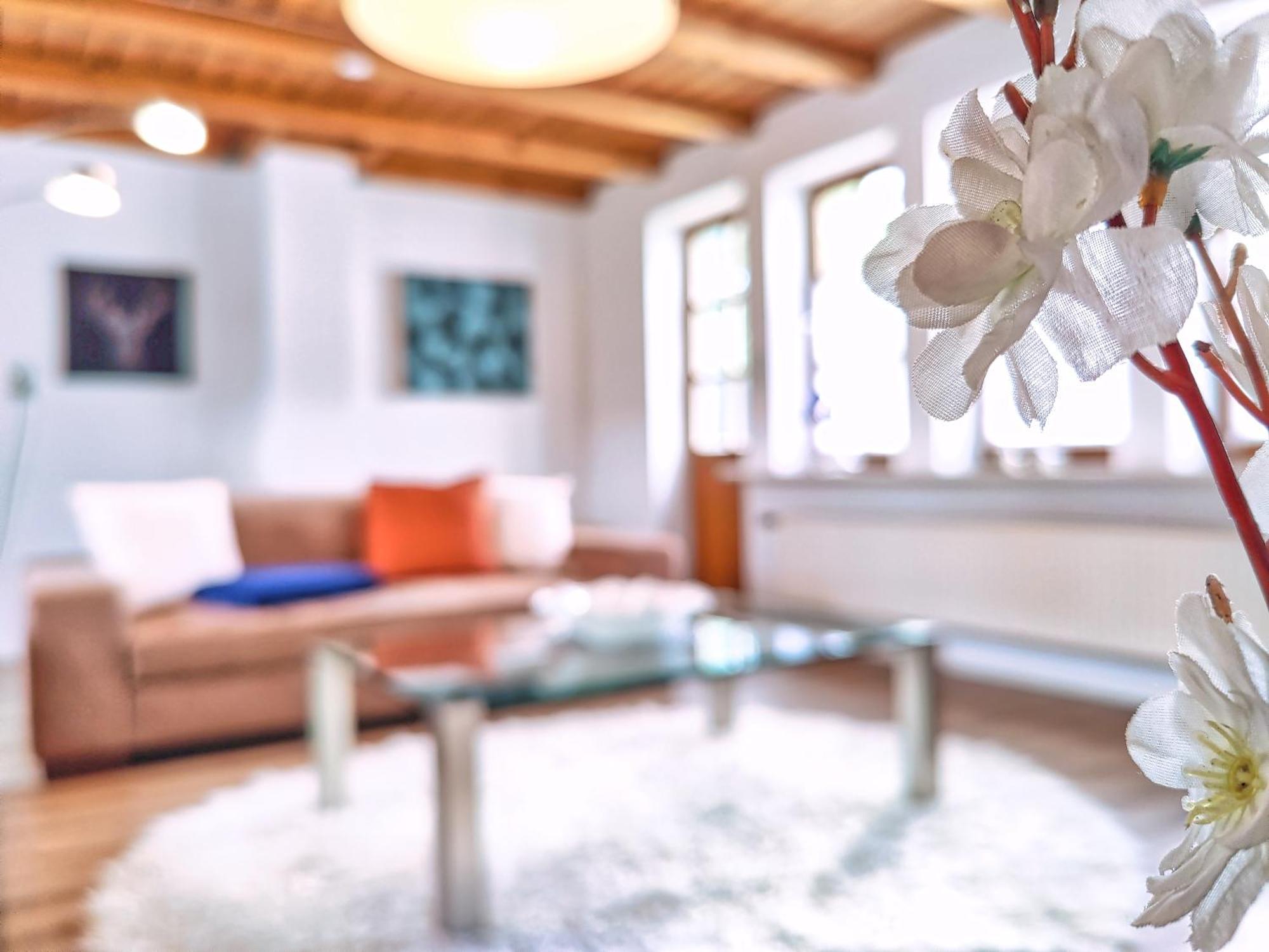 Ferien Im Fachwerkhaus Mit Heimkino & Fitnessraum & Pools Ferienhaus